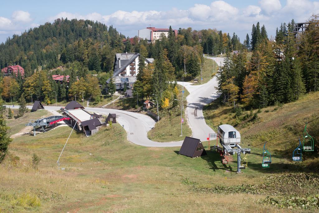 Apartments Ogorjelica Jahorina Exterior photo